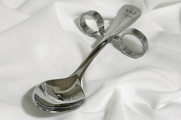 Adaptive Silverware with finger loops - Spoon