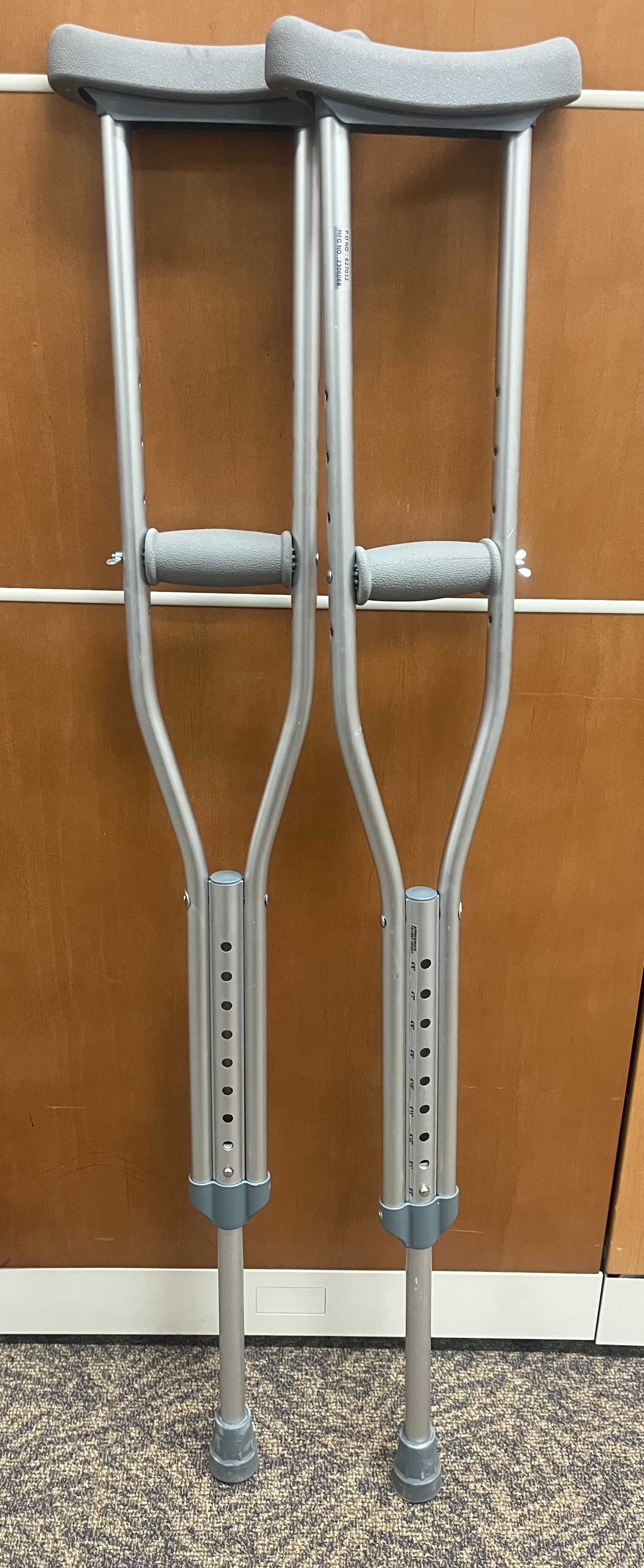 Thumbnail of Crutches- Aluminum Youth Adjustable.