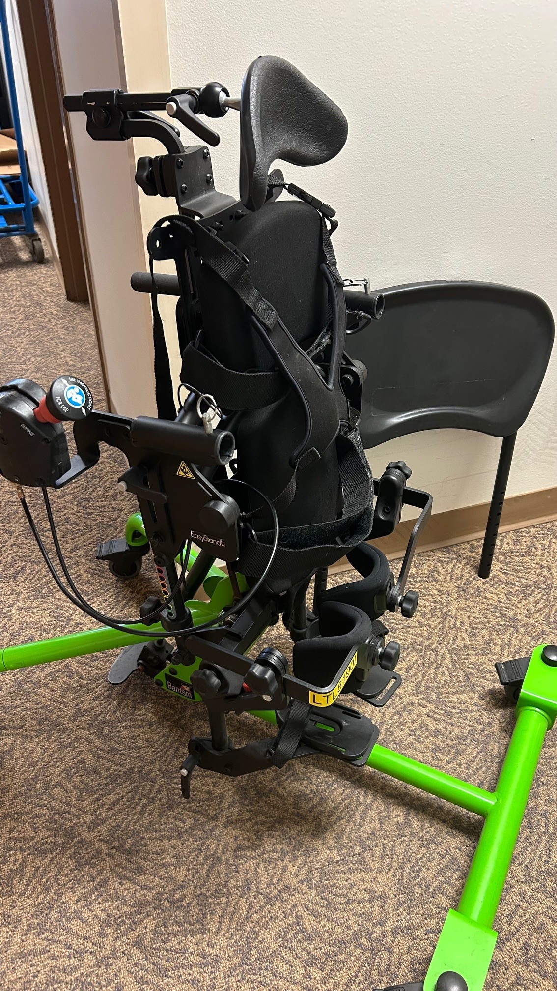 Thumbnail of Bantam Stander - Extra Small.